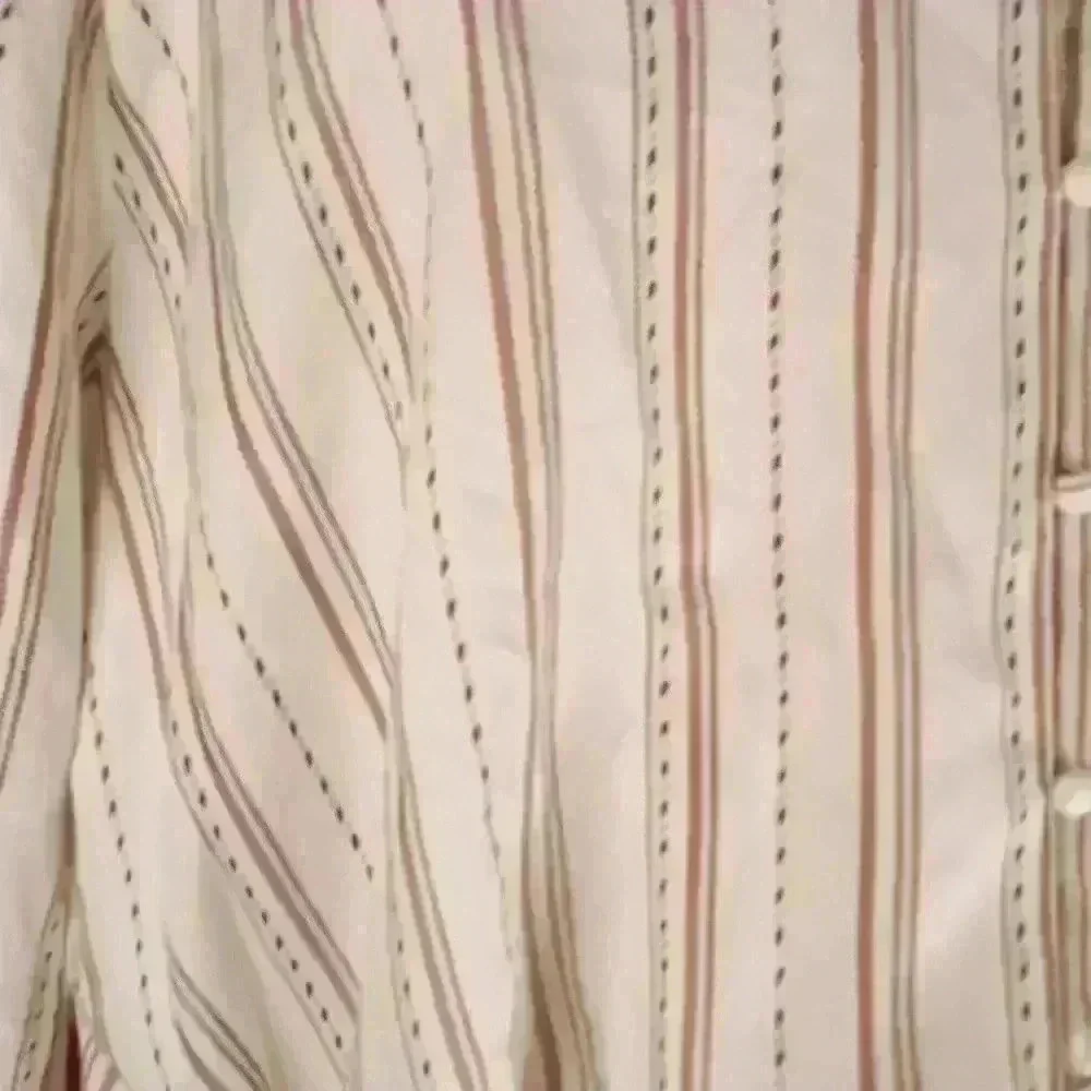 5/$25 ANA XXL CROP TIE TOP. Neutral TONE. - Picture 5 of 12